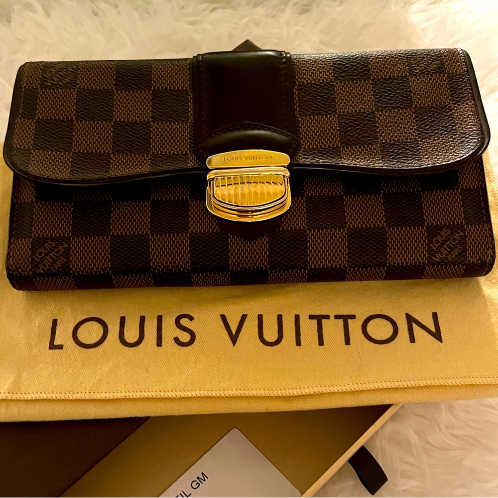 Authentic Louis Vuitton Sistina Wallet in Damier Ebene